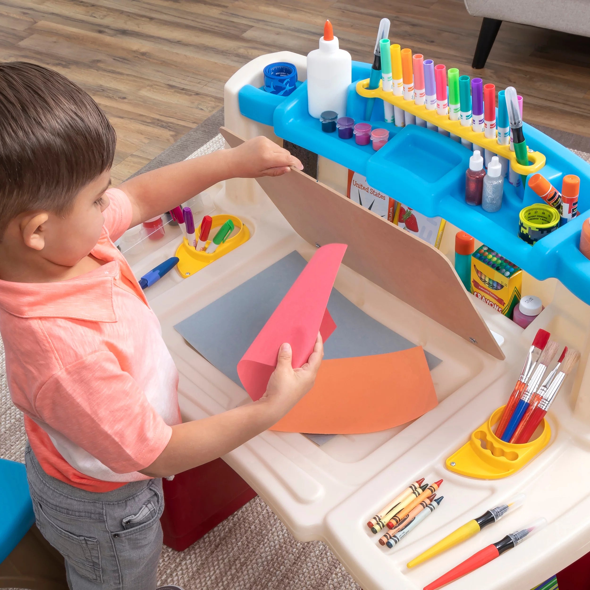 Plastic Kids Activity Center and Table N939314
