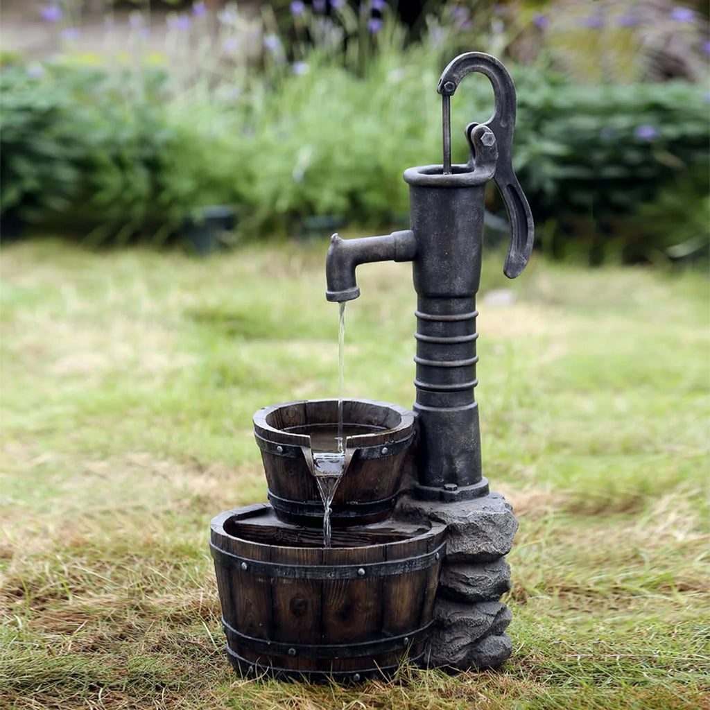 Old Fashion Water Pump Water Fountain O502
