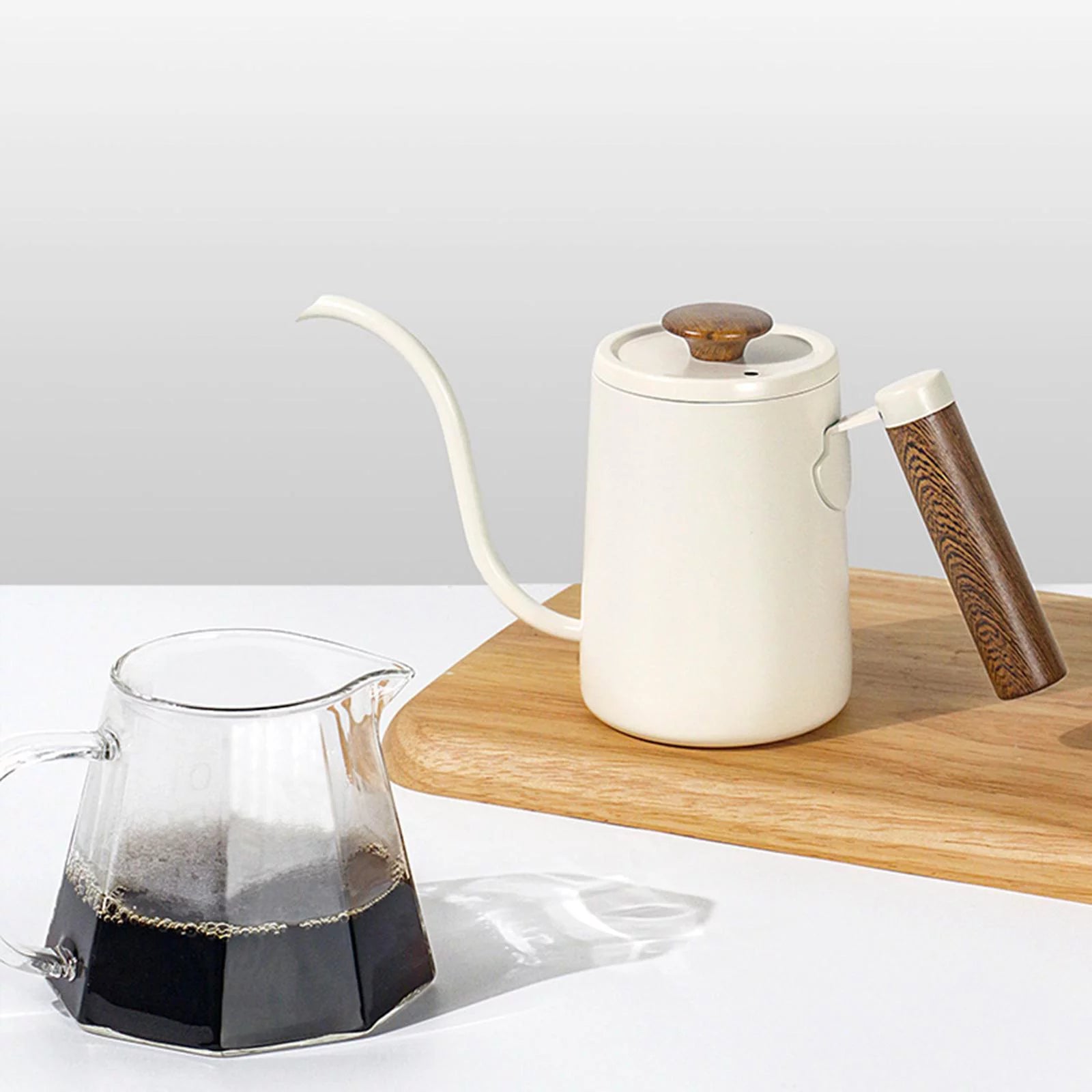 Beige Gooseneck Coffee Kettle N402