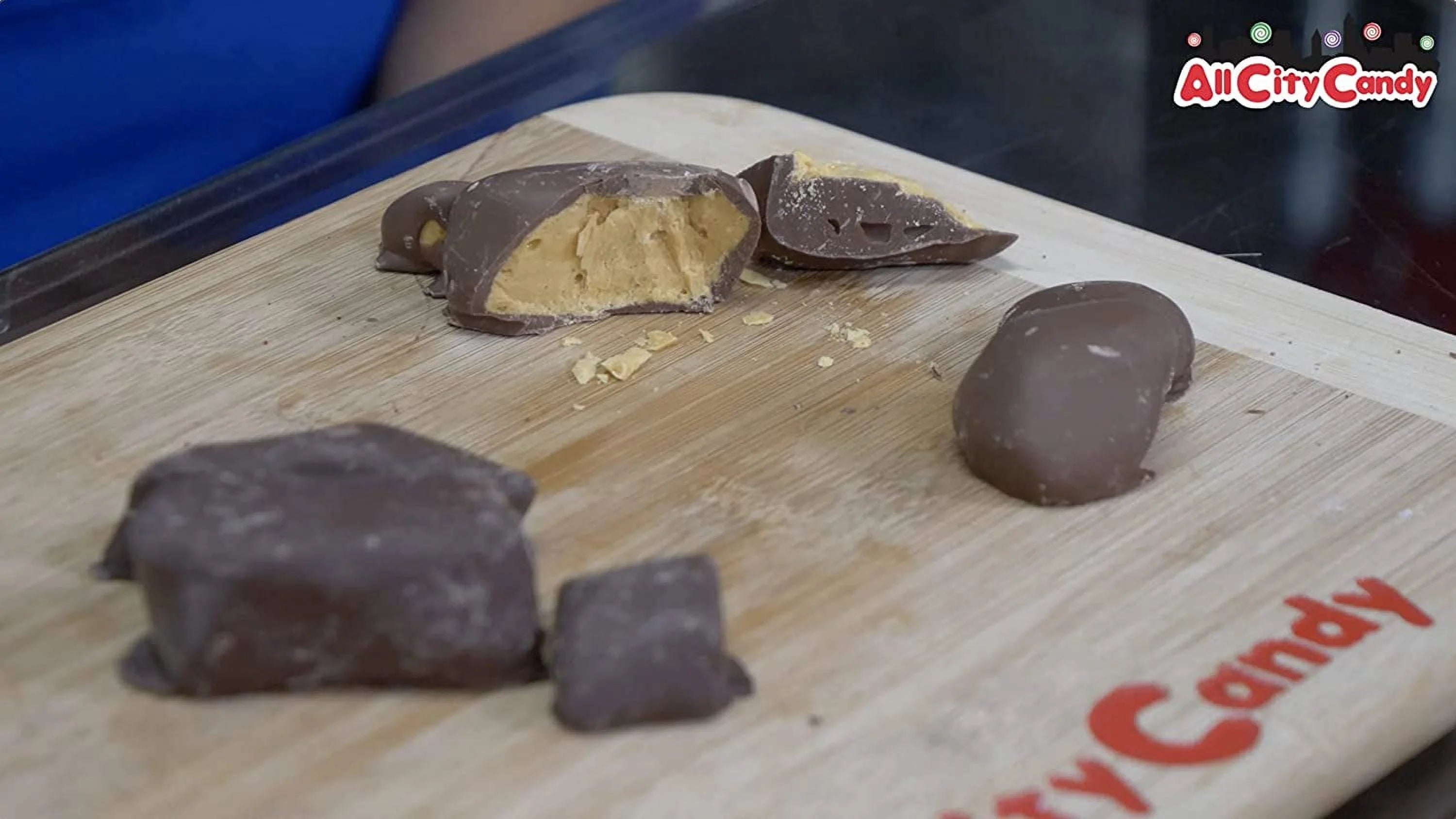 Milk Chocolate Sponge Candy E226636