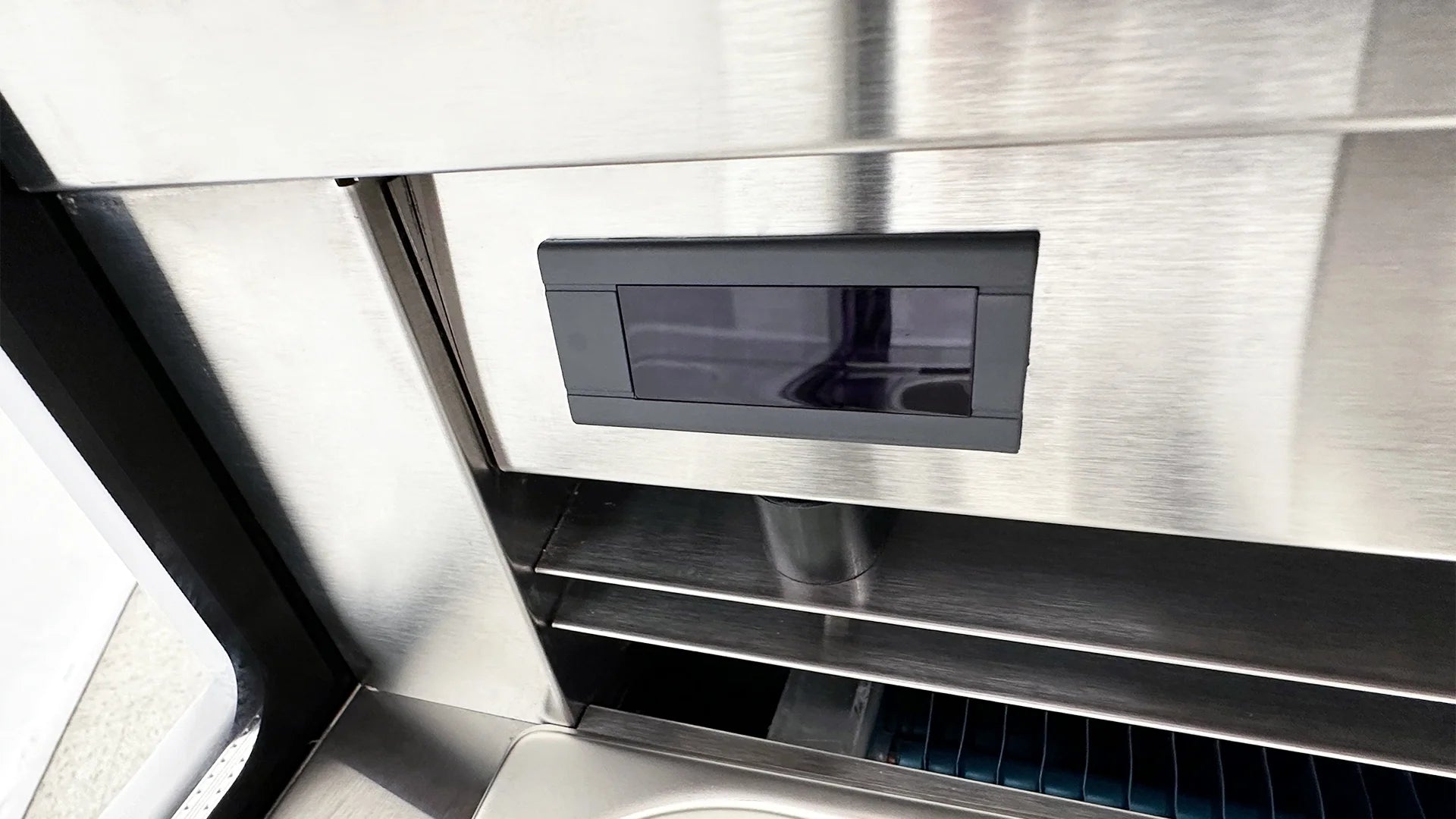 7 pan Dipping Cabinet Cooler G97822