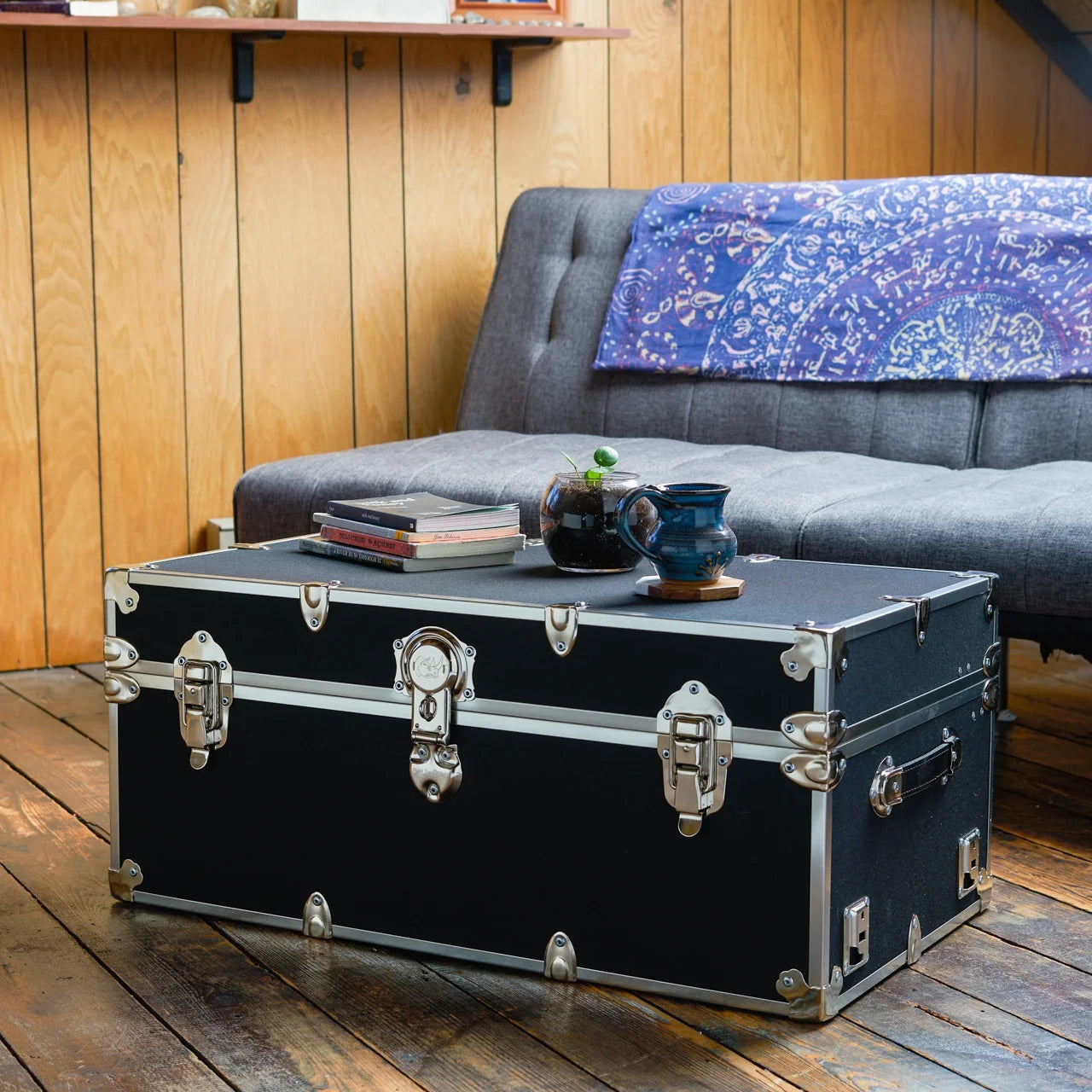 Large Armor Trunk with Removable Wheels 32"x18"x14" Royal Blue P613