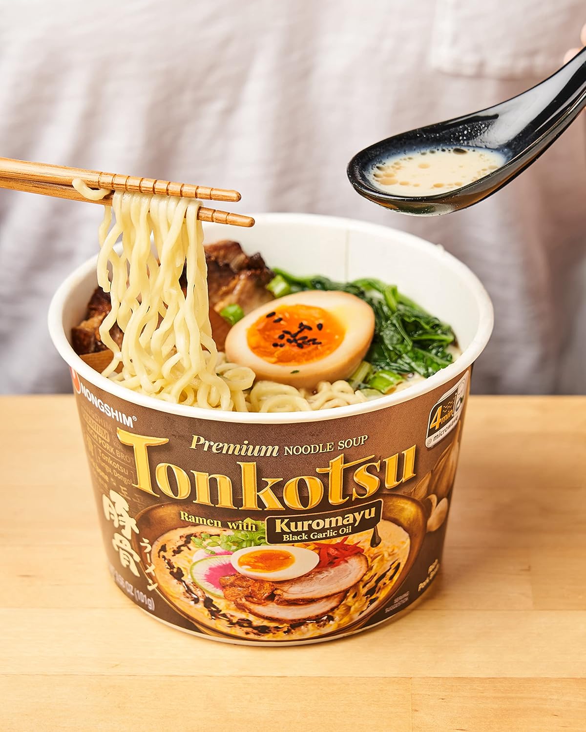 6 Paper Bowls Tonkotsu Ramen with Black Garlic Oil B6150