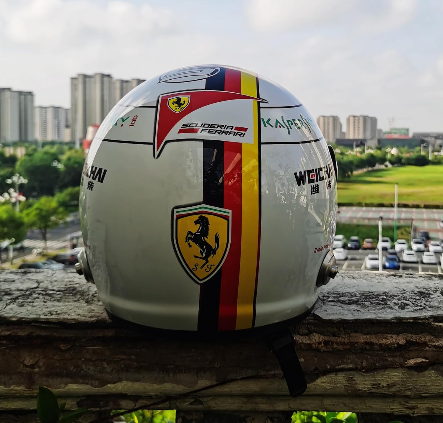 F1 Helmet U530672