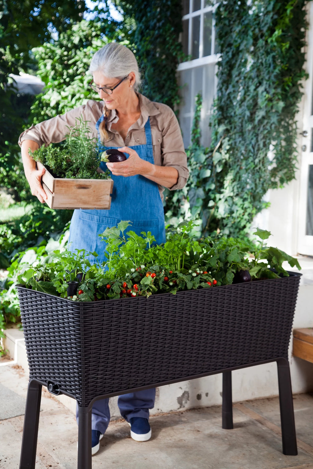 Elevated Garden Bed, Anthracite K3957