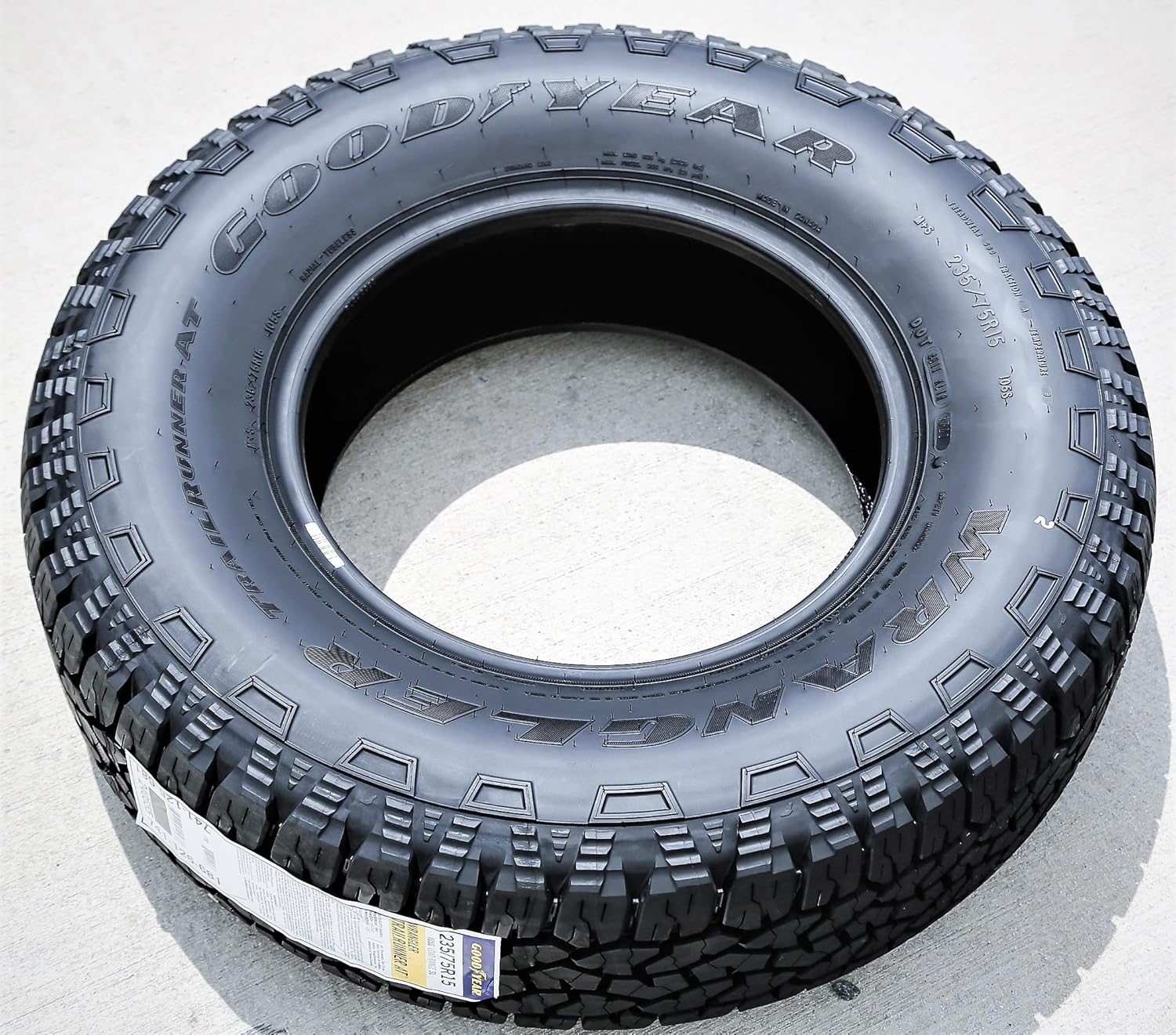 235/75R15 Radial Tire P158576