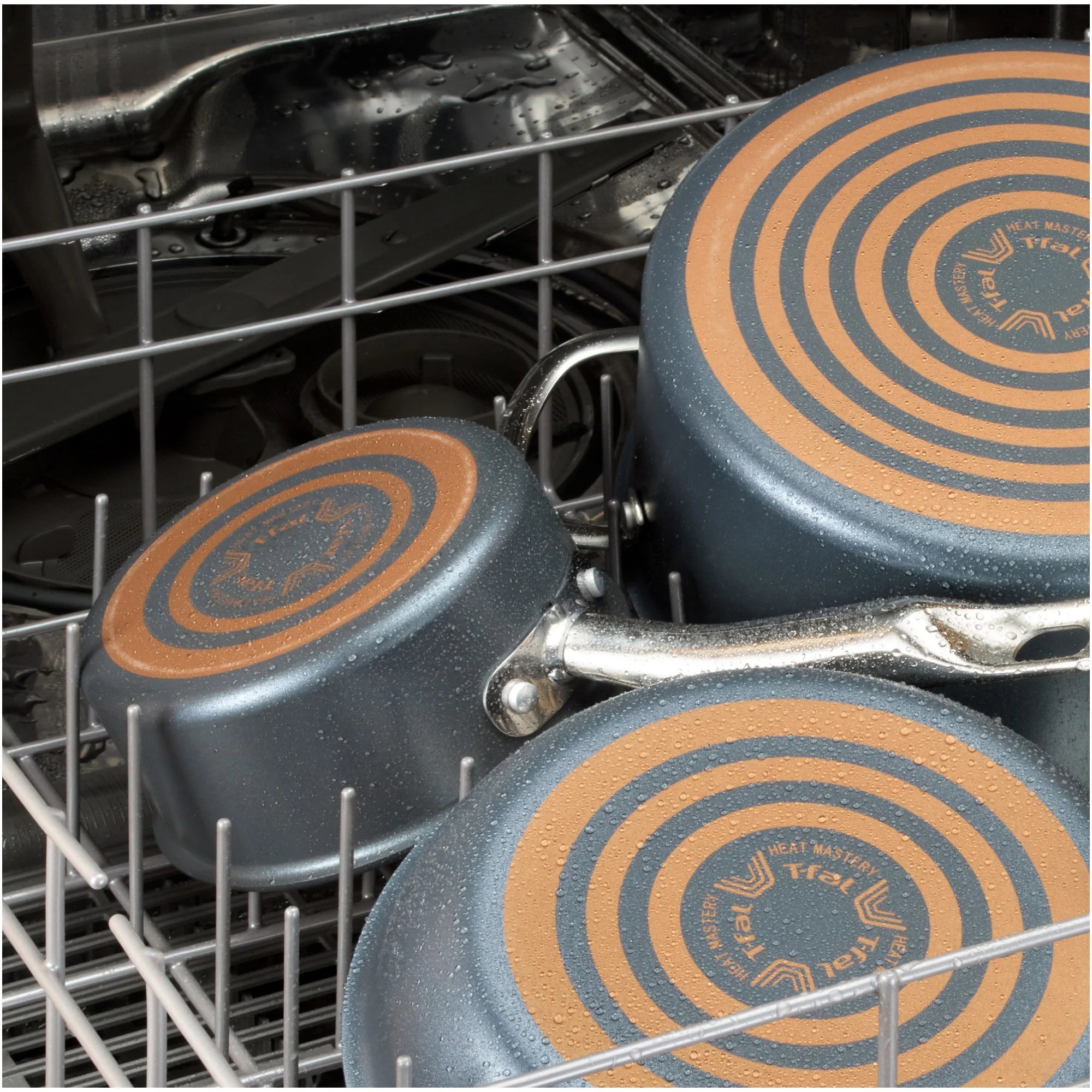 Nonstick 2-Quart Sauce Pan E8789