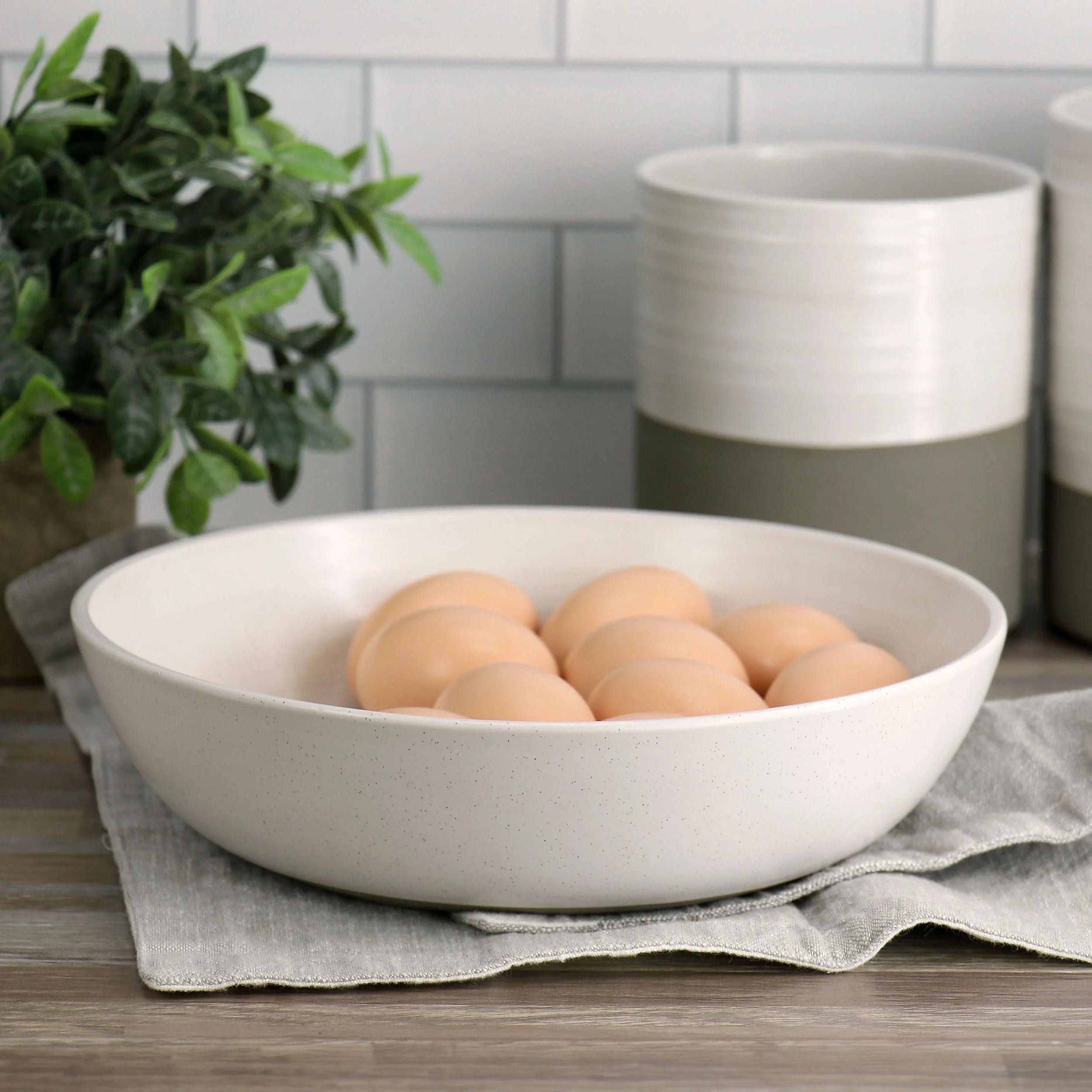 10 Inch Stoneware Serving Bowl in White Speckle L28573