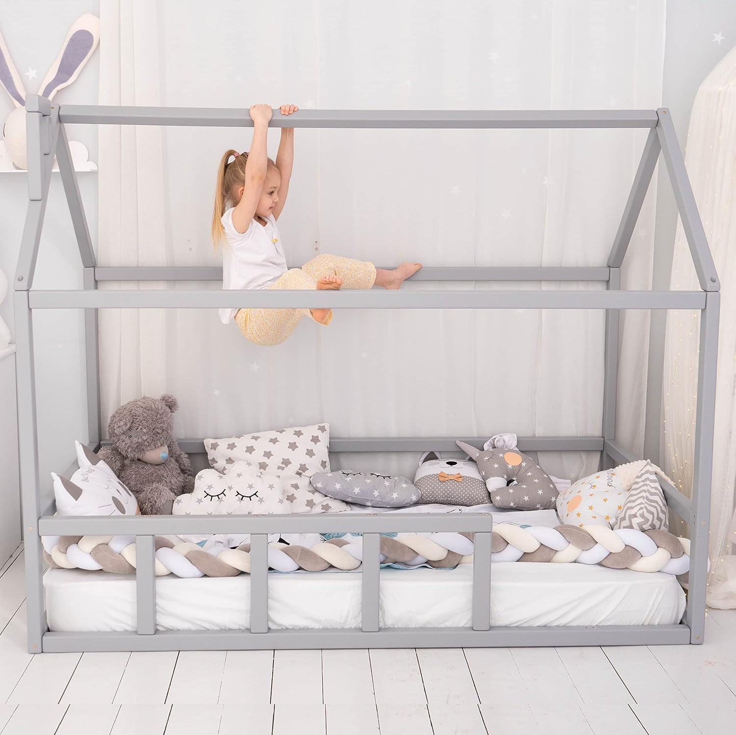 Grey Twin Floor Bed Frame P663997