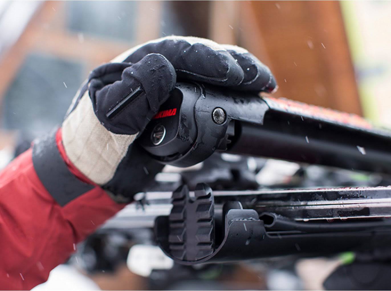 Black Ski and Snowboard Mounts with SKS Locks Y16181