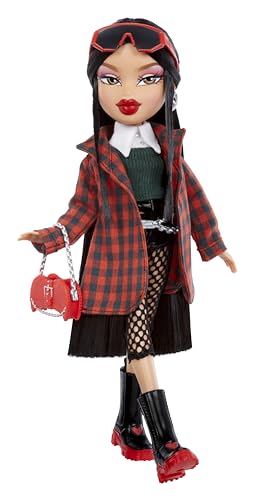 Jade Fashion Doll with 14 Accessories and Poster A345