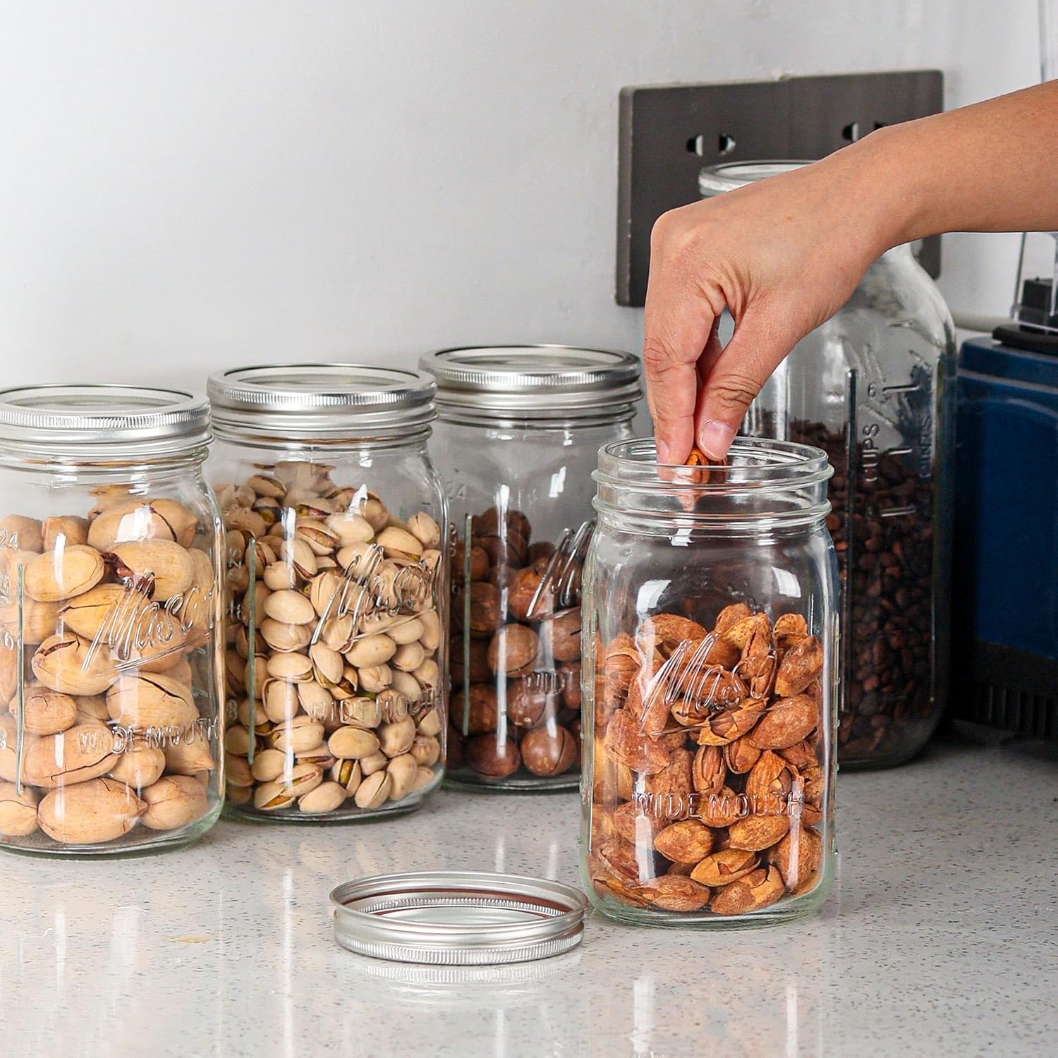 Wide Mouth Mason Jars 32 oz - 12 Pack Large Glass Mason Jars with Airtight Lids and Bands R140045