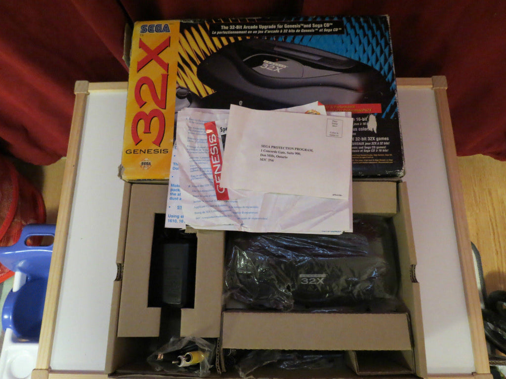 Sega Genesis 32x System Console with Power Supply and Link Cable Z44298