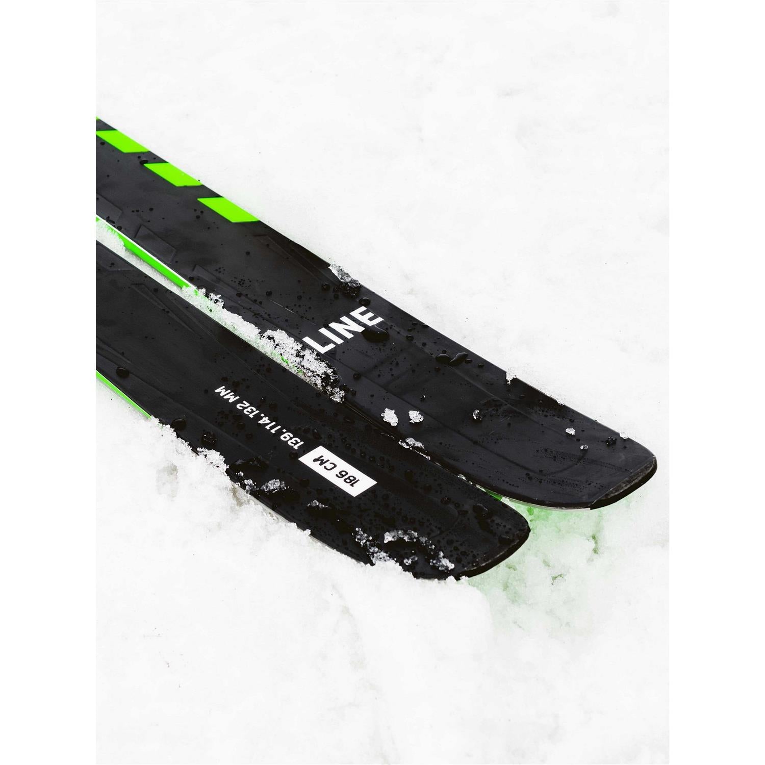 Optic 104 Skis A322