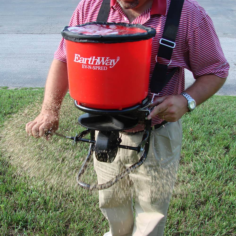 Commercial Hand Crank Broadcast Spreader (3 Pack) K6274
