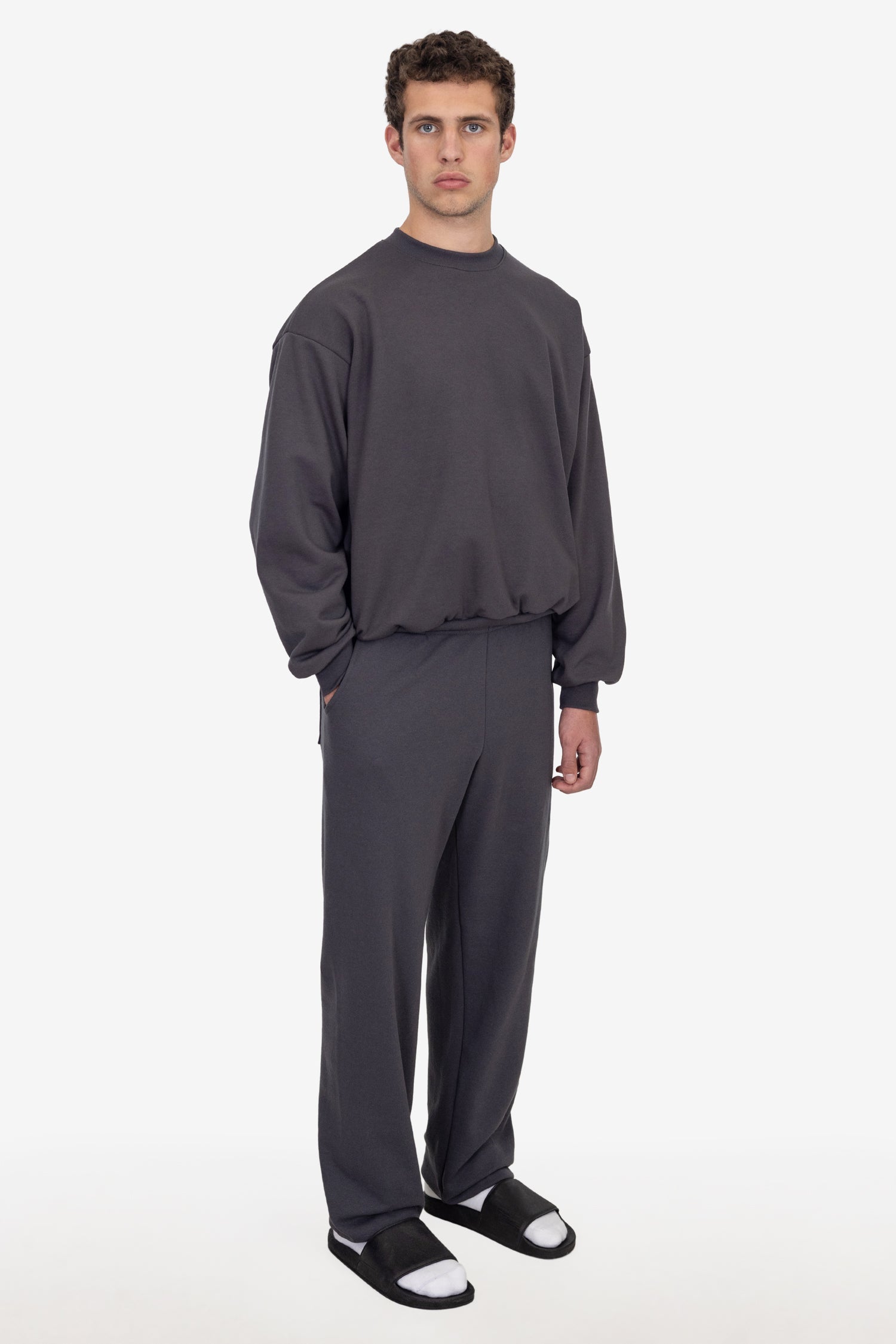 MWF1044 Unisex - 10 oz. Mid-Weight Poly Cotton Fleece Wide Sweatpant